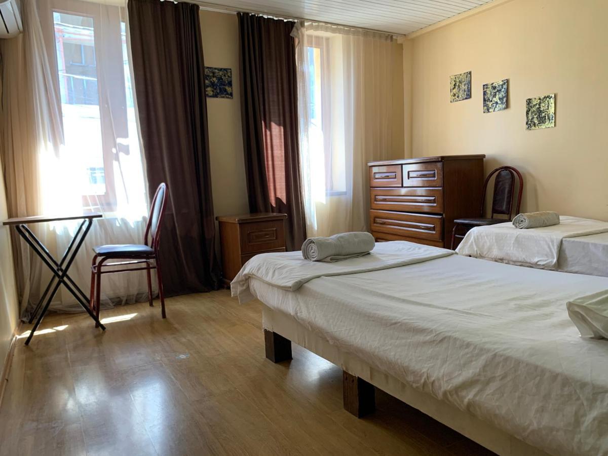 Home Stay Georgia Tbilissi Extérieur photo